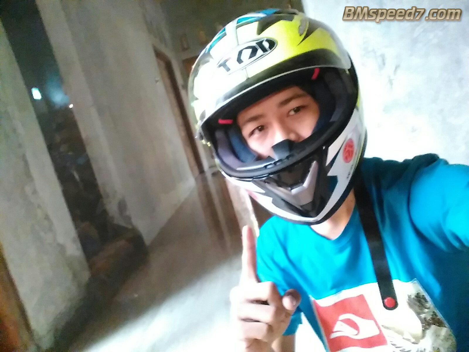 Review Helm KYT Vendetta 2 Replika 