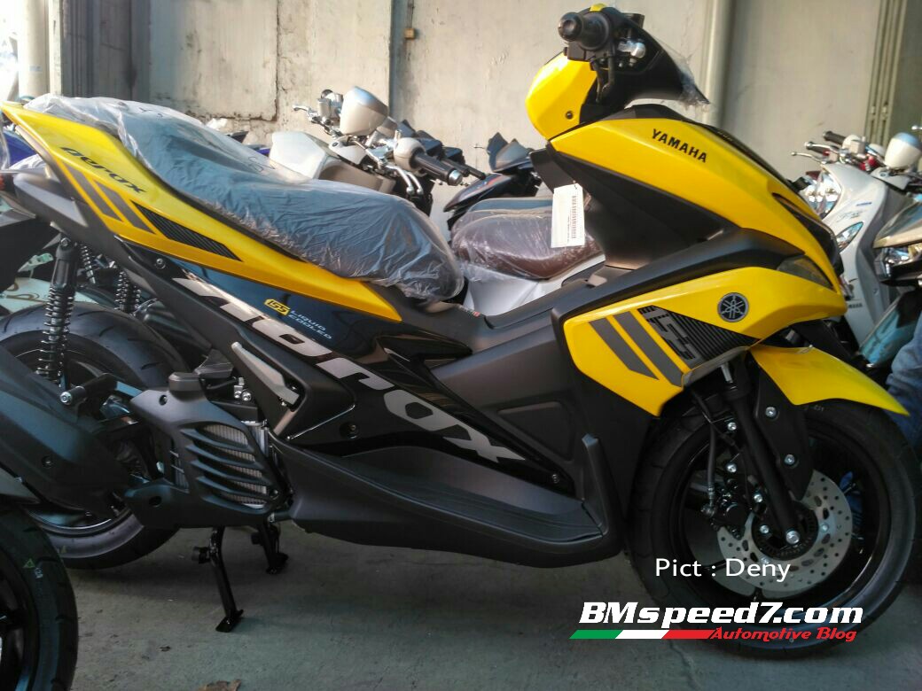 Yamaha Aerox 155 Vva Warna Kuning Sudah Ready Di Dealer Yuk Bedah
