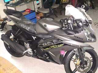 yamaha-R15-2016-warna-gun-metal