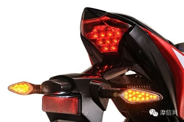 lampu-rem-XGJAO-RZ35-alias-yamaha-R25-versi-kloningan-tiongkok-14