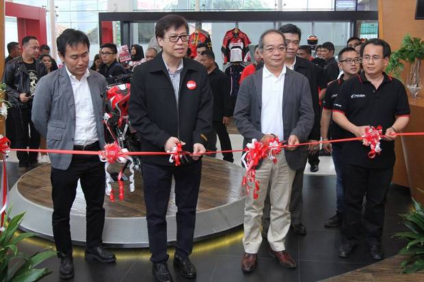 launnching-dealer-big-bike-honda
