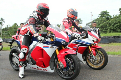 Test-Ride-CBR250RR-AHM-Sentul.jpg image