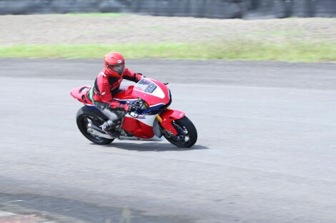 Test-ride-Honda-CBR250RR-sentul.JPG image