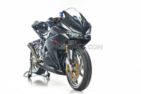 modifikasi-honda-cbr250rr-benny-one3motoshop-tampil-sporty-tampil-berani-2-bmspeed7-com_
