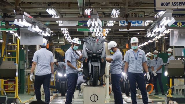 Yamaha-Xmax-300-export