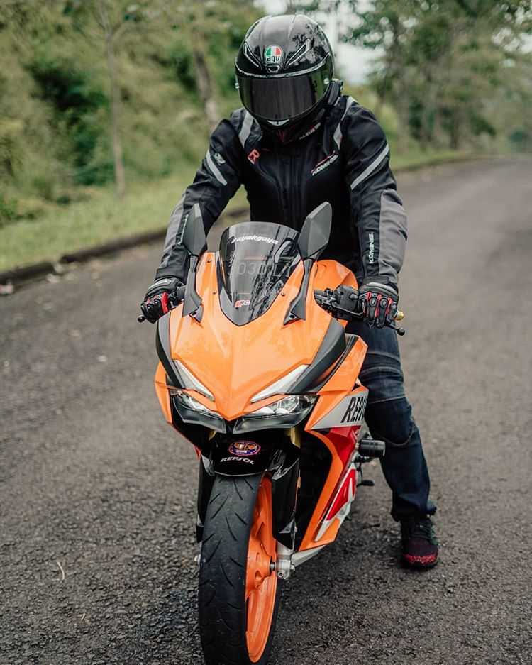 Kebiasaam Melipat Spion Motor Sport Fairing