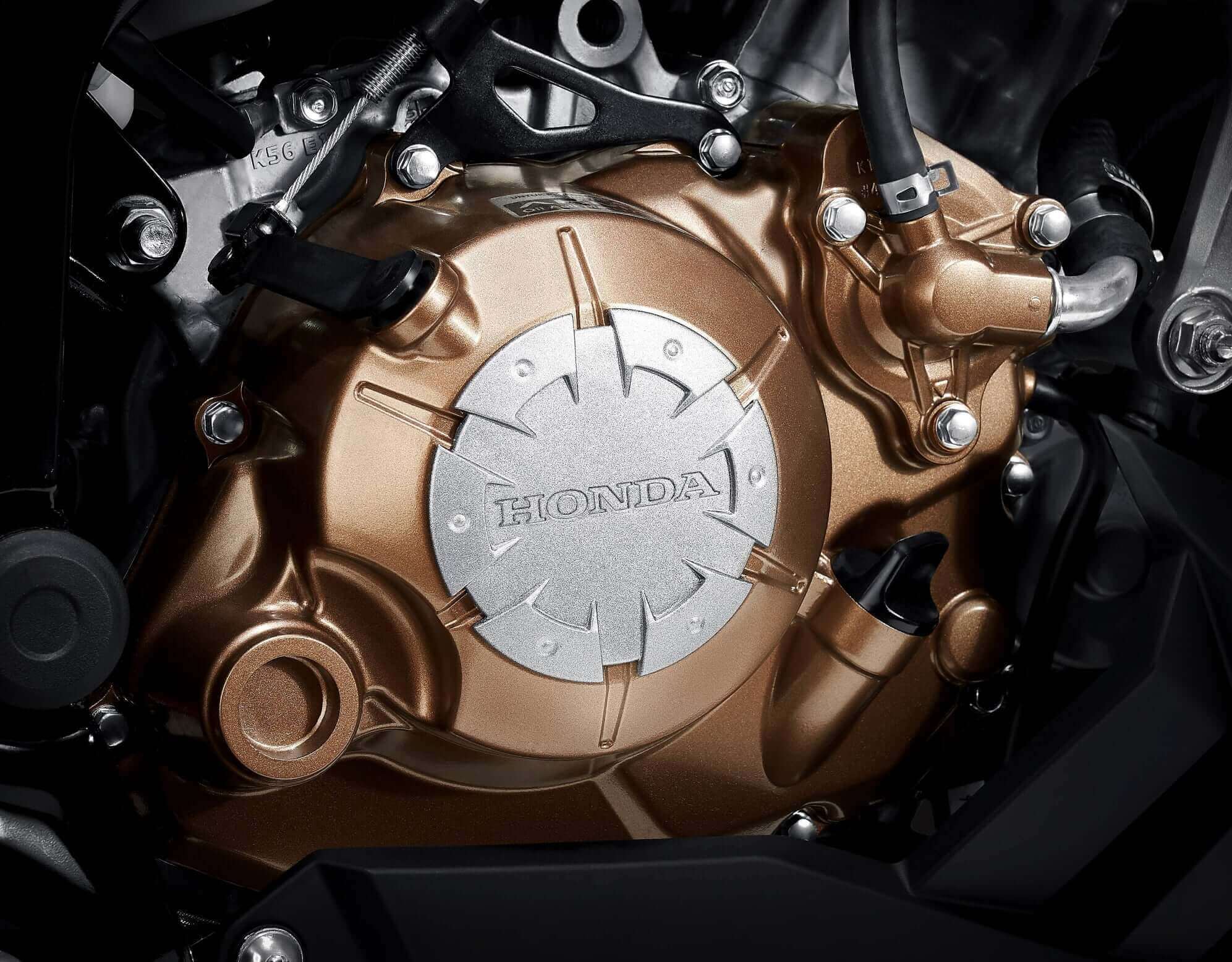Cover Mesin CB150R 