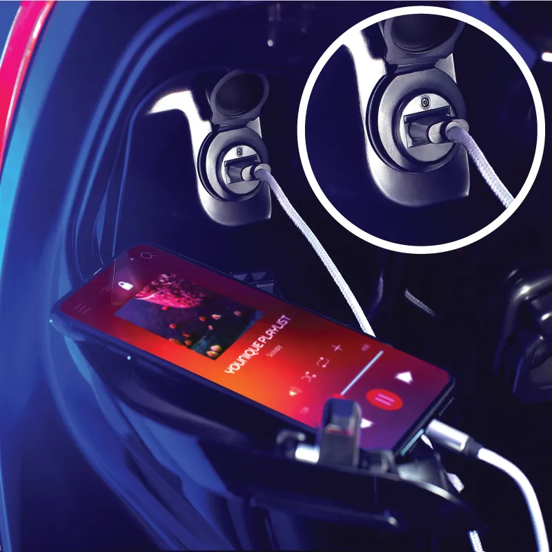 USB Power Charger Scoopy