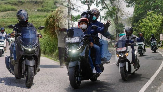 Touring Turboisme : NMAX TURBO dan NEO Mudah Libas Tanjakan Selo & Guci